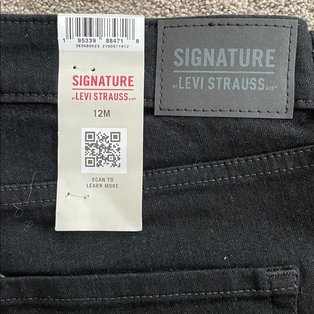 Signature‎ Levi’s High-Rise Skinny Jet Black Denim Pants - Picture 5 of 9